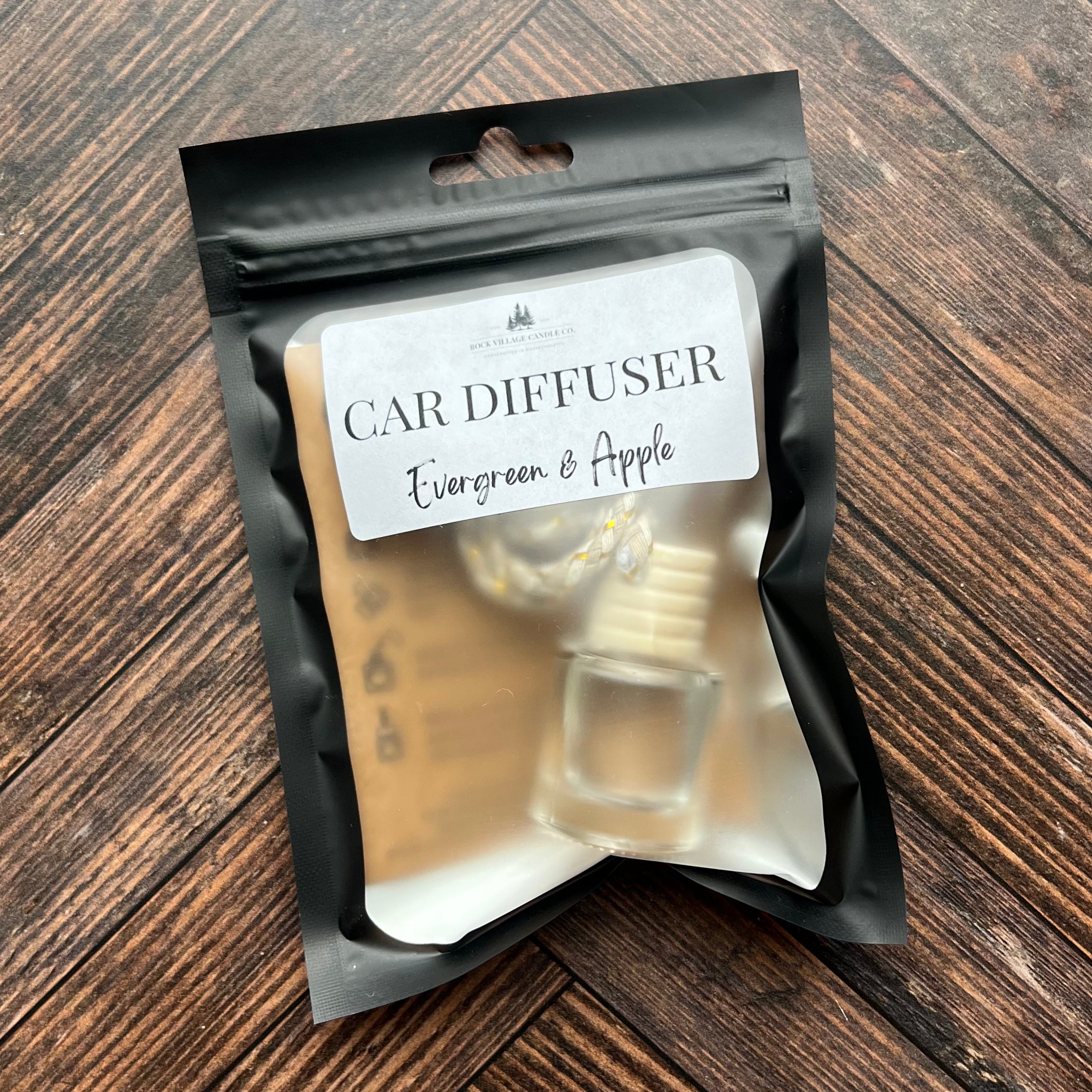 Evergreen & Apple Car Diffuser